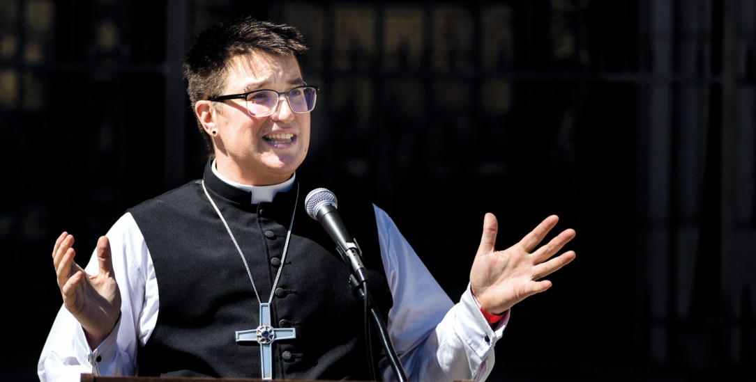 Steht ein für Vielfalt: Bischof Megan Rohrer (Foto: PA/AP/John Hefti)