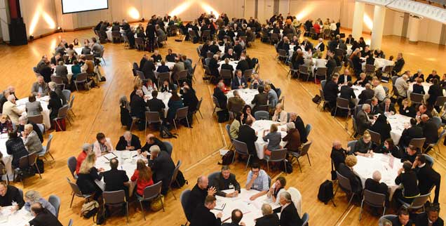 Ein Treffen im Rahmen des Gesprächsprozess der Deutschen Bischofskonferenz 2013 in Stuttgart: Was folgt aus den Diskussionen? (Foto: kna)
