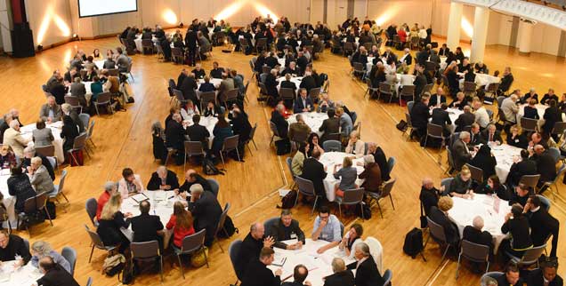 Ein Treffen im Rahmen des Gesprächsprozess der Deutschen Bischofskonferenz 2013 in Stuttgart: Was folgt aus den Diskussionen? (Foto: kna)
