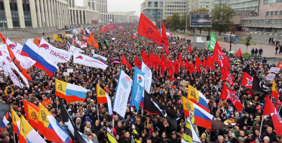 Protest in Moskau:Im September 2019 demonstrierten in Zehntausende gegen die Inhaftierung von Demonstrante, die für faire Kommunalwahlen auf die Straße gegangen waren. (Foto: pa/Reuters/Tatyana Makeyeva)