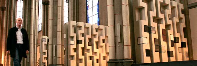 Ein Gotteshaus für die Toten: In der umgewidmete Kirche St. Josef in Aachen werden heute Urnen beigesetzt (Foto: pa/Carstensen)