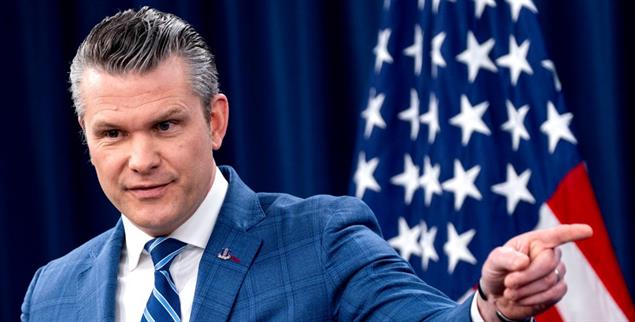 Nicht bibelfest: US-Kriegsminister Pete Hegseth. (Foto: pa/Bonnie Cash/UPI Photo via Newscom)