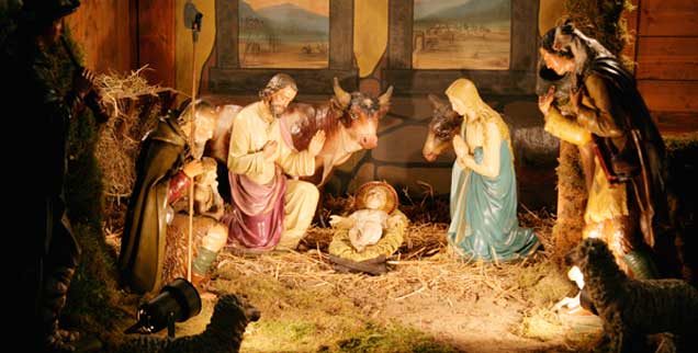 Die Krippe ist der Inbegriff der weihnachtlichen Idylle: Aber trifft sie den Kern des Festes? Jesus kam vermutlich nicht in einem Stall zur Welt  (Foto: pa/Gierth)
