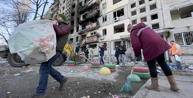 Wiederaufbau in Kiew. (Foto:pa/CTK Photo/Pavel Nemecek)