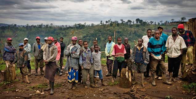 Zerstörtes Land in Kenia: Die Menschen, die hier leben (Foto), müssen die Folgen des Landraubs tragen. In den zurückliegenden 15 Jahren sind mehr als 100.000 Hektar Wald gerodet - und mehrheitlich ins Ausland verkauft - worden. (Foto: Corbis/O'Reilly)