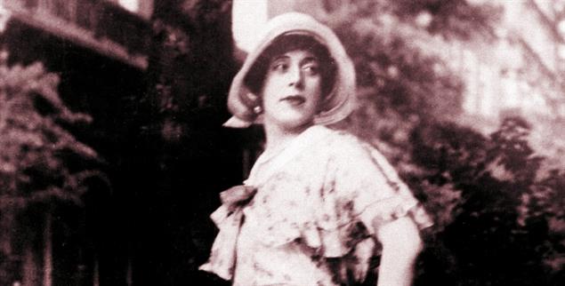 Lilli Elbe gehörte zu den Ersten, die sich 1930/31 in Deutschland einer geschlechtsangleichenden Operation unterzogen. (Foto: pa/ullstein bild)