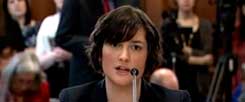 Sandra Fluke vor dem Kongress: »Ich sehe nicht ein, dass ich mich entweder für eine exzellente Ausbildung oder für meine Gesundheit entscheiden soll. Es ist abscheulich, dass es im 21. Jahrhundert jemand wagt, mich vor diese Wahl zu stellen - nur weil ich eine Frau bin.« (Foto: stimulatedboredom.com) 