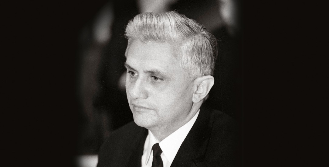 Professor Joseph Ratzinger während der Synode in Würzburg 1971 (Foto: KNA)