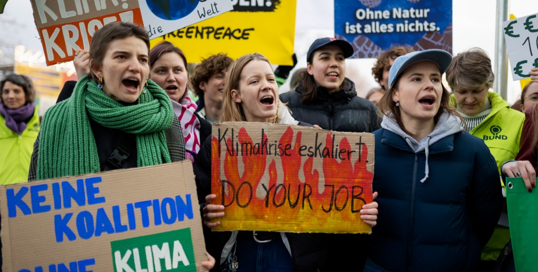 Breite Allianz fürs Klima: Fridays for Future, der BUND, 350.org und andere Organisationen rufen für den 20. September zu Demos auf.(Foto: PA / Christian Mang)