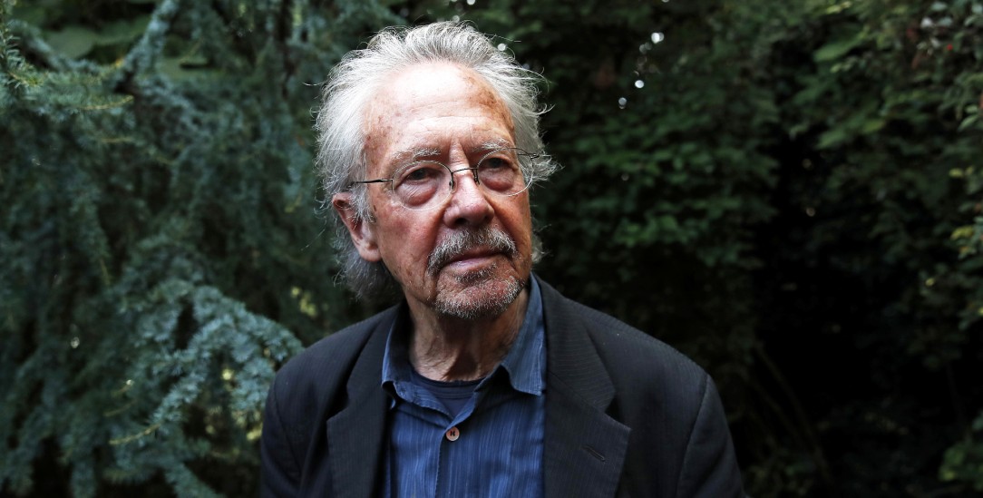 Gefeiert und umstritten: Im Dezember erhält Peter Handke den Nobelpreis für Literatur (Foto: pa/ap/Francois Mori)