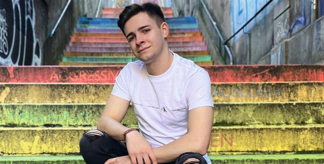 Julian Miethig: »In der Öffentlichkeit Regenbogensymbole tragen? Ich will keinen Streit, und ich will nicht mein Leben riskieren.« (Foto: Privat)