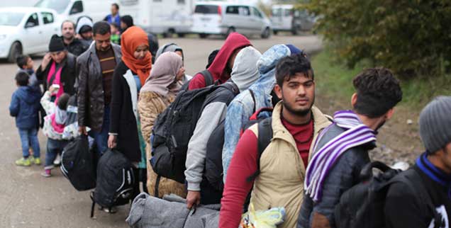 Österreich hat angekündigt, eine Obergrenze für Flüchtlinge einzuführen. Was nach Erreichen dieser Obergrenze geschieht, soll ein Rechtsgutachten klären. (Foto: pa/Mrkonjic)
