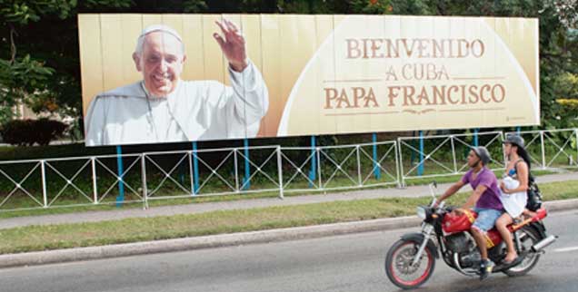  Ein Papst macht Tempo: Per Personalpolitik baut Franziskus die katholische Kirche in Lateinamerika um. (Foto: pa/Becerra)