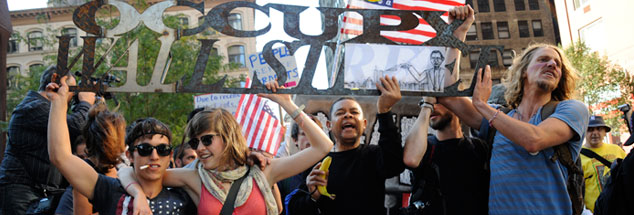 Die Proteste in den USA mausern sich zur weltumspannenden Bewegung: Occupy Wall Street in Aktion. (Foto: pa/Taamallah/abacausa.com) 