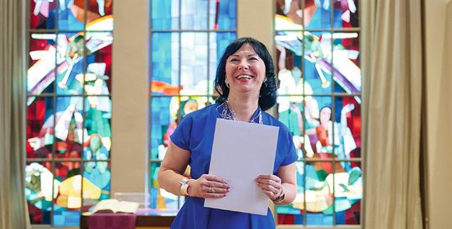 Die Theologin und Bloggerin Rita Perintfalvi erhielt im März den Herbert-Haag-Preis. Sie deckte sexuellen Missbrauch in Ungarns Kirche auf.(Foto: ©Herbert-Haag-Stiftung; Franca Pedrazzetti)  