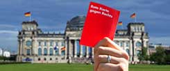 Die Politik hat nicht nur versagt: Wolfgang Thierse (SPD), Monika Lazar (Bündnis 90/Die Grünen) und  Stefan Ruppert (FDP) sind zum Beispiel drei Abgeordnete im Bundestag, die seit Jahren den Rechten konsequent entgegentreten  (Fotomontage: pa/Jensen)
