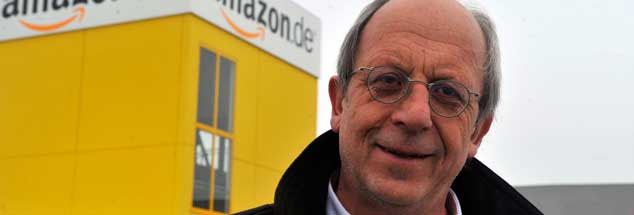 Erwin Helmer, Diözesanpräses der KAB Augsburg, kritisiert die die Bedingungen, zu  denen Beschäftigte beim Versandhändler Amazon arbeiten (Foto: PA/Sueddeutsche/Puchner)