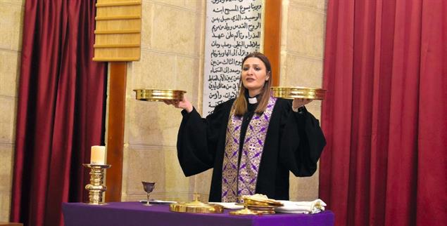 Mathilde Sabbagh füllt die Kirchenbänke im Nordosten Syriens. (Foto: Katja Dorothea Buck)