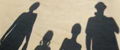 Finanzminister Schäuble regt ein Familiensplitting an, über das Konzept wird seit Jahren auch in kirchlichen Kreisen diskutiert, es  hat nur einen entscheidenden Haken: 80 Prozent der Zielgruppe würden davon nicht profitieren (Foto: pa/ Hurek)