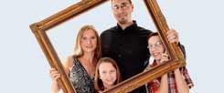 Ach Gott, die Familie! Muss man da immer hüsch im Rahmen bleiben? (Foto: maron/Fotolia)