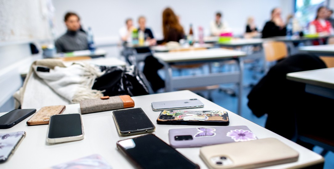 Braucht es ein Handyverbot an Schulen? (Foto: PA/DPA/Hauke-Christian Dittrich)