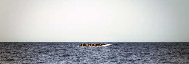 Tausende versuchen unter Lebensgefahr über das Mittelmeer Europa zu erreichen (Foto: pa/Marco Panzetti/NurPhoto)