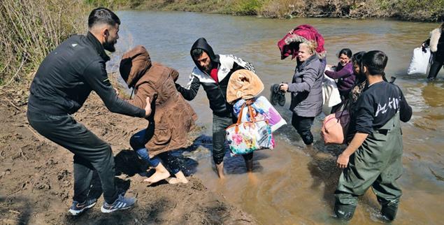 Kein sicheres Land: Syrische Familien auf der Flucht in den Libanon(Foto: PA / AP / Hussein Malla)