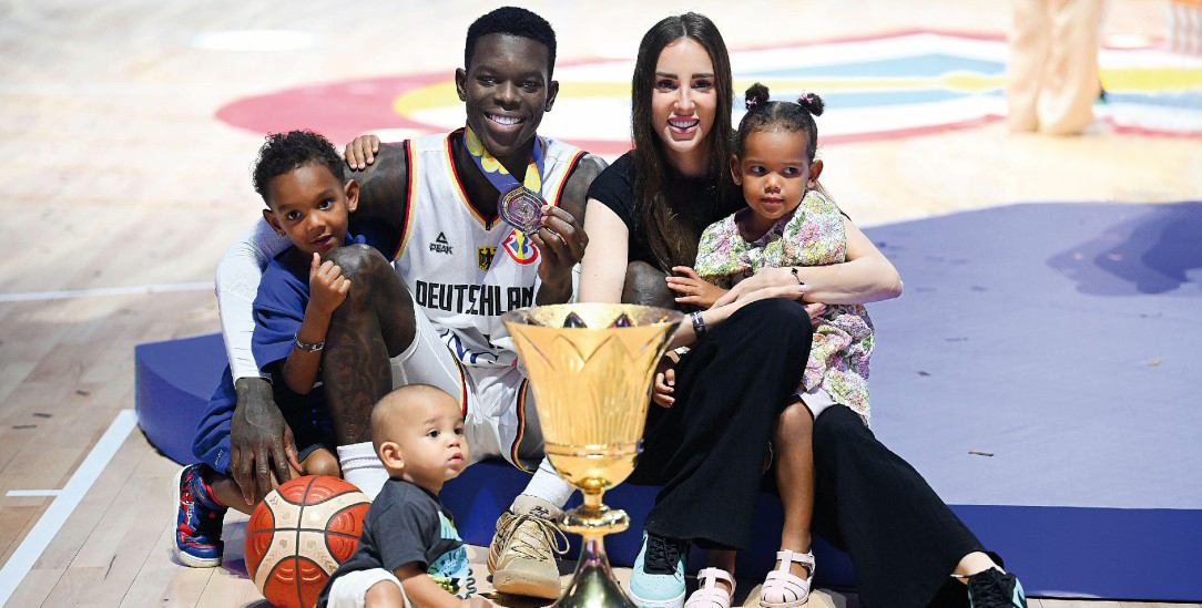 Familie Schröder: Schutzraum gegen die Welt (Foto: pa/firo Sportphoto / Intime)