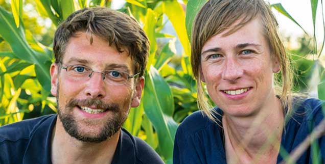 Sie sind auf zwei Rädern unterwegs nach Teheran: Christoph Borgans und Katharina Müller-Güldemeister (Foto: Borgans)