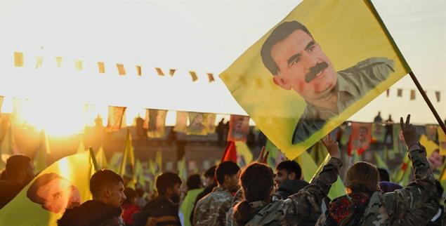 Held der Kurden: Abdullah Öcalan wird auch im syrischen Hasakah verehrt. (Foto: PA / Reuters / Orhan Qereman)