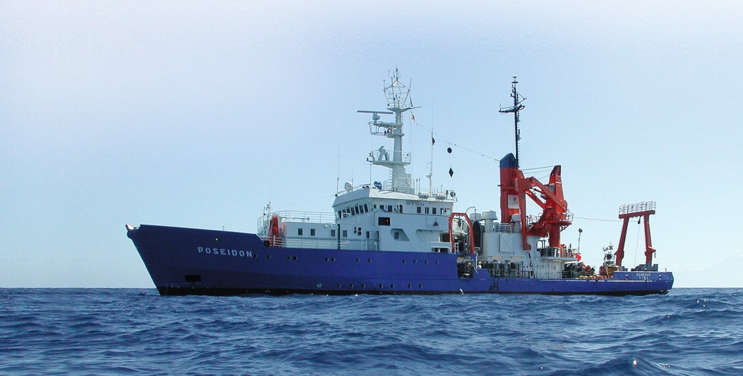 Einst Forschungsschiff, jetzt Rettungsschiff: Die Poseidon hat neue Aufgaben (Foto: Wikipedia/Ruhland)