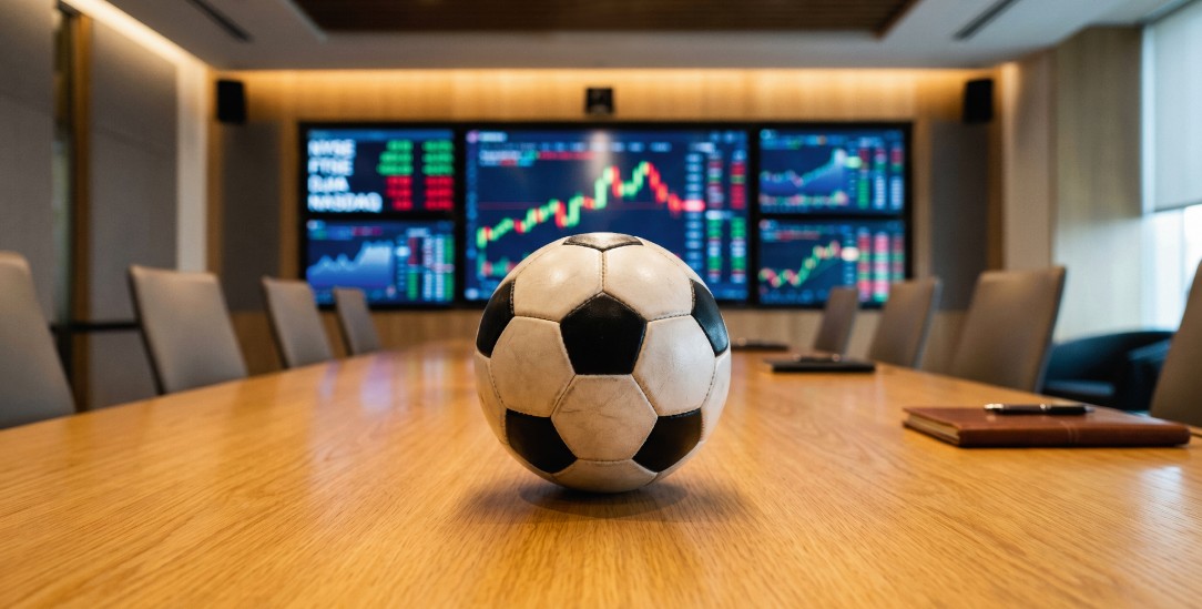 Fußball als Investmentprojekt: Die Fifa rechnet mit Einnahmen von neun Milliarden Dollar bei der WM, ein Rekord. (Foto: Adobestock/Your stocks)