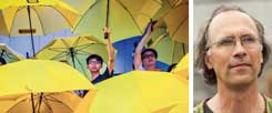 Aufgespannte Schirme als Zeichen für Gewaltfreiheit: Joshua Wong (linkes Bild in der Mitte) leitet die Protestbewegung für Demokratie und Freiheit in Hongkong. Der 17-Jährige stammt aus einer evangelischen Familie, berichtet der Schweizer Theologe Tobias Brandner (rechtes Bild),  Er ist seit 16 Jahren Gefängnisseelsorger in Hongkong (Fotos: pa/Wostok Press; Basler Mission/Hauser)