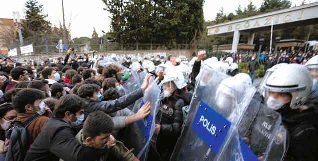 Istanbul, Januar 2021: Proteste auf dem Campus der Bogazici-Universität (Foto: pa/Zuma/Dean)