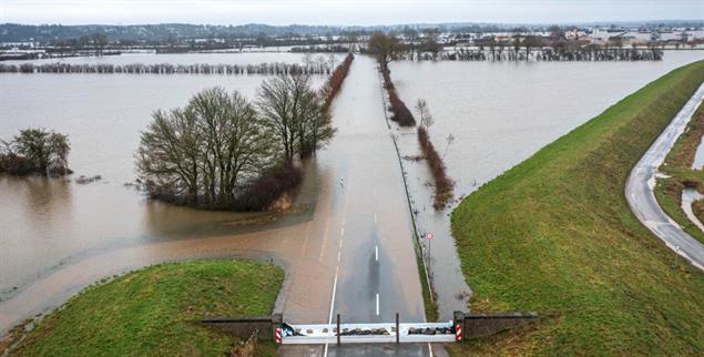 Überschwemmungen nehmen zu wie hier im Landkreis Verden (Foto: PA/PDA/Sina Schuldt)