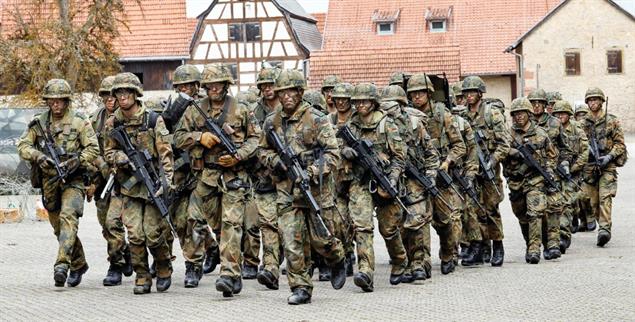 Üben für den Ernstfall: Gebirgsjäger der Bundeswehr (Foto: pa/Daniel Löb)