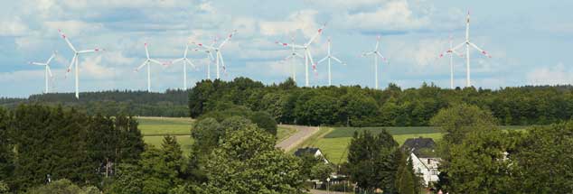 Wie viele Windräder in der Landschaft sind okay? Wichtig ist, vor dem Aufstellen der Anlagen vor Ort eine intensive Debatte zu führen (Foto: Lutze)
