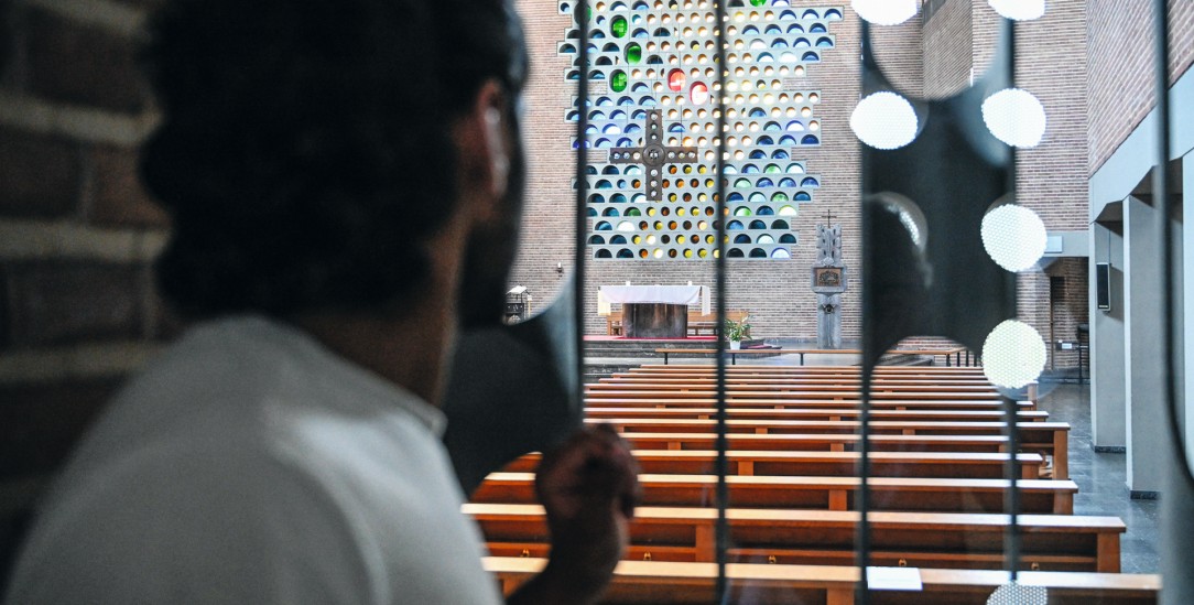 Ein Ort der Hoffnung: Die Kirche als vorübergehende Herberge für Geflüchtete in Härtefällen. (Foto: kna-Bild / Harald Oppitz)