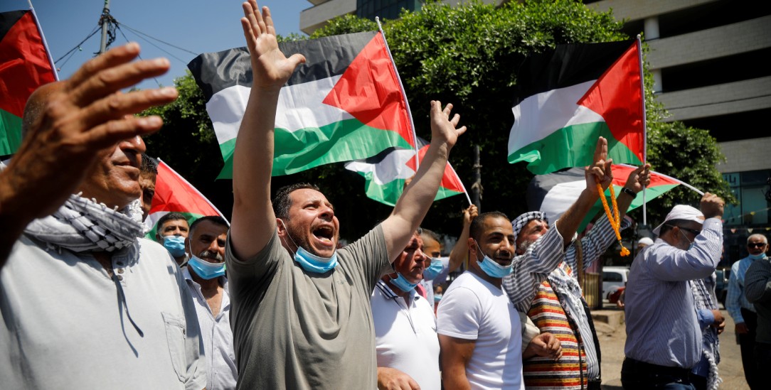 Kritik am Abkommen: Protest von Palästinensern in Nablus (Foto: Reuters/Raneen Sawafta)