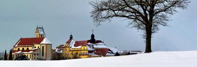 Winterliche Stille: Silvester im Kloster Reute. (Foto: Pesla)