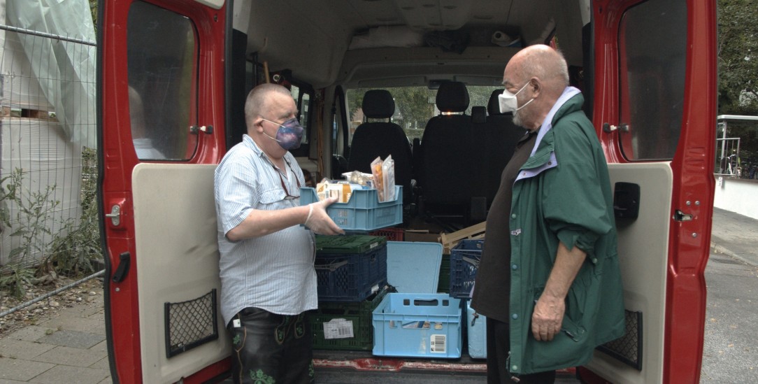 Aktiv gegen Verschwendung: So fing es an. Dann kamen die Bedürftigen und Hans-Peter Bergmann lernte die Menschen seines Stadtteils besser kennen (Foto: Maijan Gomboc)