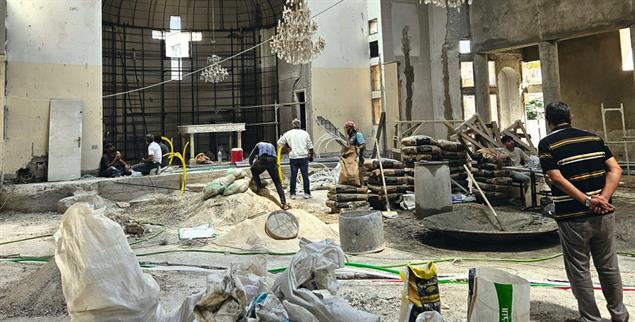 Auch gut vier Monate nach dem Terroranschlag ist die Mar-Elias-Kirche noch nicht wiederhersgestellt. (Foto: Katja Dorothea Buck)