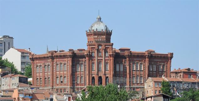 Die griechisch-orthodoxe »Fener Highschool« in Istanbul. (Foto: pa/imagebroker/Alexander Pöschel)