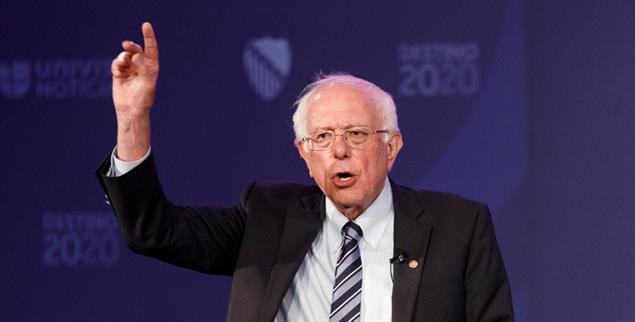 Sanders im Wahlkampf: Bei vielen Bürgern ist er beliebt, nicht jedoch in der Parteiführung der Demokraten (Foto: Sara Stathas / Alamy Stock Photo)