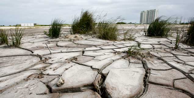 Das Weltklima darf sich um nicht mehr als zwei Grad bis zum Jahr 2100 erwärmen, sonst drohen drastische Veränderungen: wird das gelingen? (Foto: pa/Novelo)