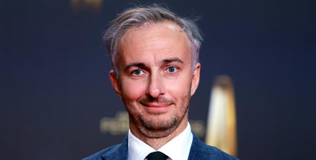 Anerkennung von ungewohnter Seite: Jan Böhmermann preist die Kirchen als »praktizierende Antifaschisten«. (Foto: pa/Panama Pictures/Christoph Hardt)