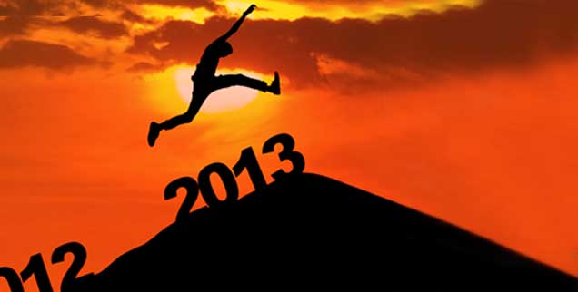 Der Sprung ins  Neue Jahr 2013: Was gibt Mut, was Hoffnung auf eine gerechtere Gesellschaft? (Foto: Paulus Nugroho R/Fotolia)