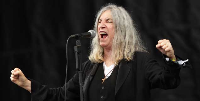 Patti Smith auf Tournee: Andrea Teupke über ihre rettenden Jahre mit der Schamanin und Punk-Poetin. (Foto: pa/Yui Mok)