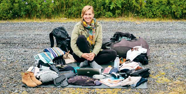 Die Weltenbummlerin Katharina Finke: 2012 löste sie ihre Wohnung in Hamburg auf, seither ist sie mit wenig Gepäck unterwegs (Foto: David Weyand)