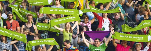 Vereint in Grün: Hoffnung sei ein säkulares Wort für Gott, sagt der Kirchentag  (Foto: Deutscher Evangelischer Kirchentag 2019)
